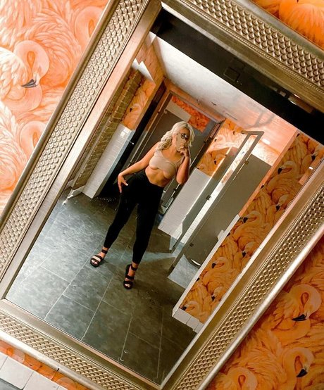 Breallen model beautiful pic