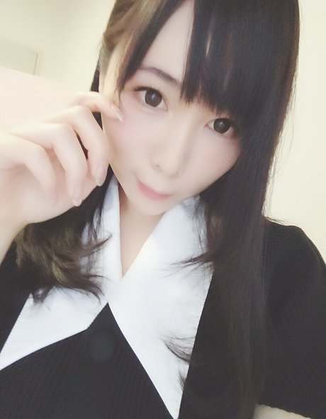 Yui Okada pretty model images