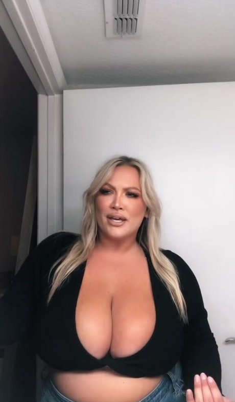 Hayden Buchko pornstar hd pic