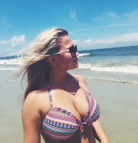 Hayden Buchko free star img