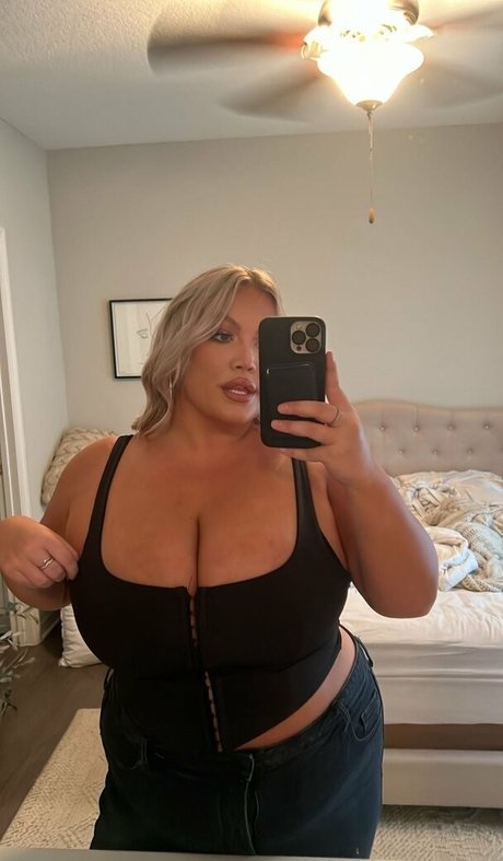 Hayden Buchko free actress photo