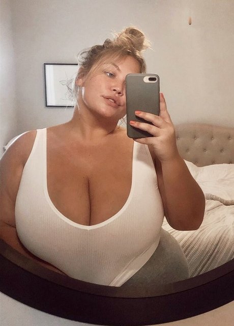 Hayden Buchko beautiful model picture