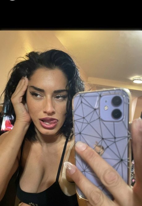 Daqnagold free pornstar photo