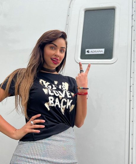 Claudia Martin high quality star pic