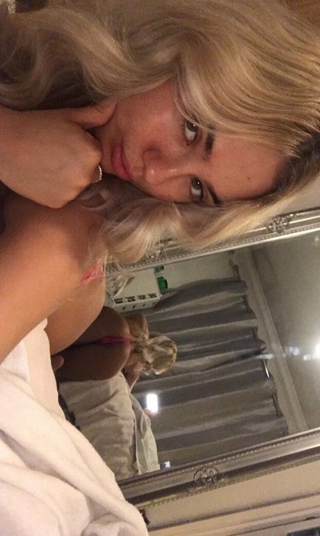 Ellie Pembury high quality pornstar galleries