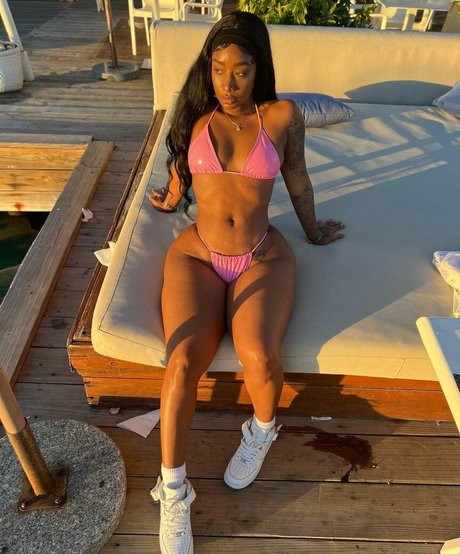 cathiimedialuna nude model archive