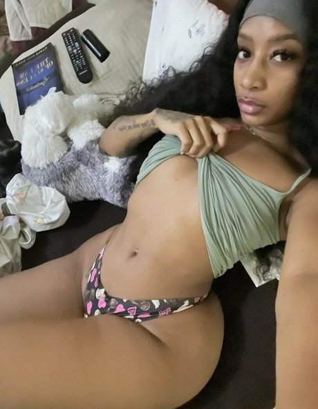 cathiimedialuna star top picture