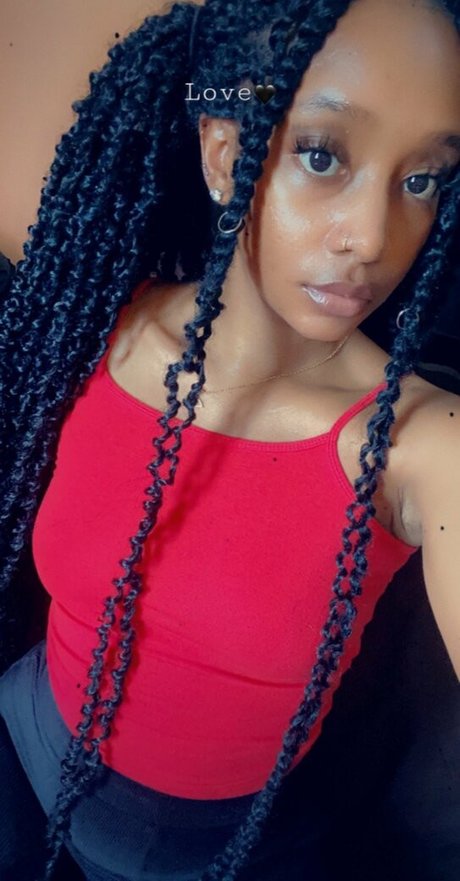 cathiimedialuna pornstar nudes gallery