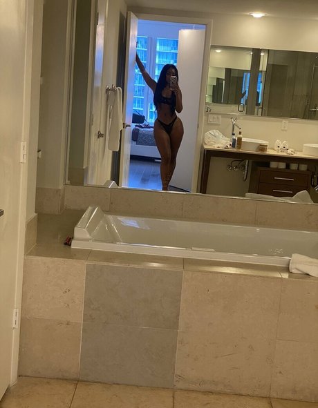 cathiimedialuna sex actress gallery