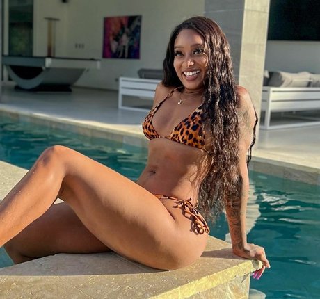 cathiimedialuna pornstar perfect img