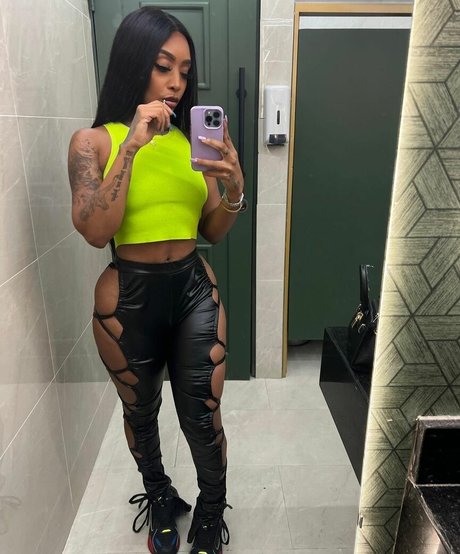 cathiimedialuna art model photo