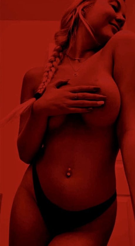 Christen Whitman beautiful actress photo