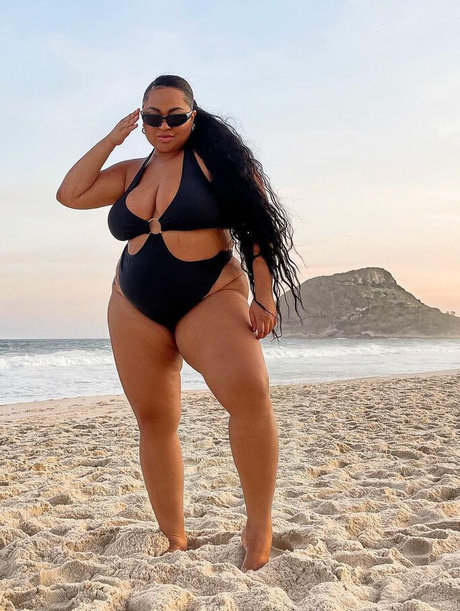 Rizia Cerqueira sexy pornstar photos