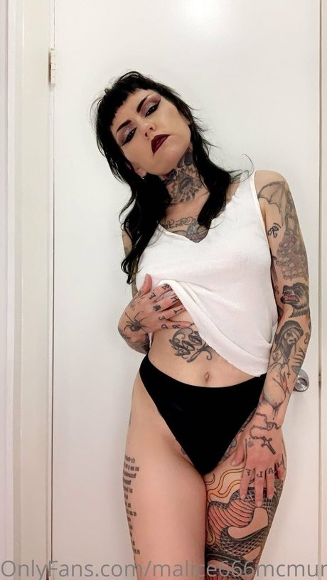 Malice Mcmunn erotic star photo