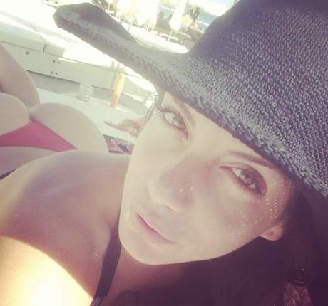 Samira Jalil perfect pornstar pic