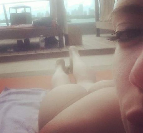 Samira Jalil star pretty pic