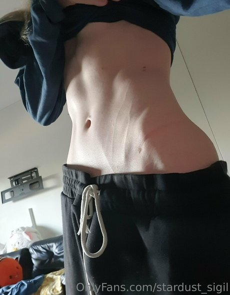 Stardust Sigil model erotic picture