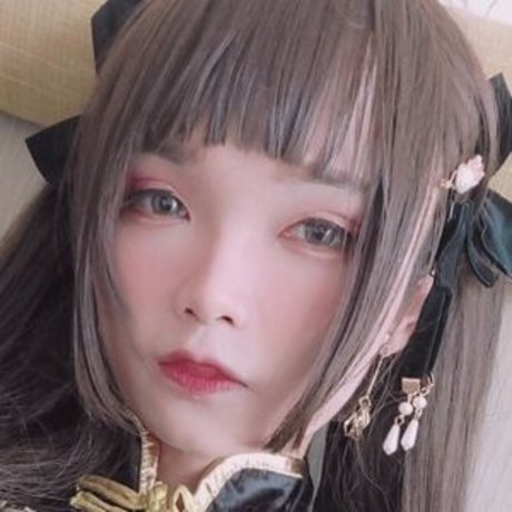 sandy70643435 art actress photo