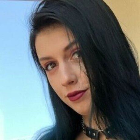 Eatingyourownteeth star exclusive photo