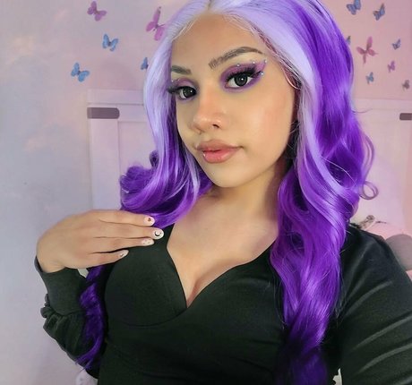 Mina Sin star beautiful photos