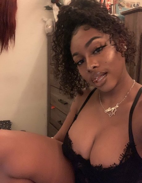 OG Leah Swanky_ nice pornstar photo