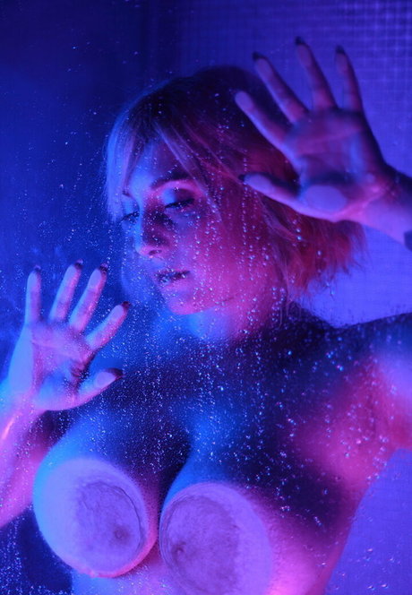 Manuelanoemirusso sex model gallery