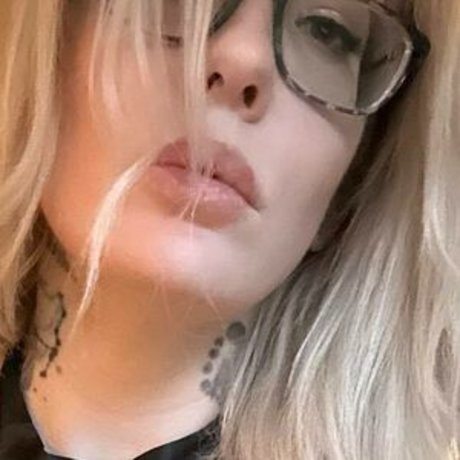 Karuna Satori_ pornstar sexy images