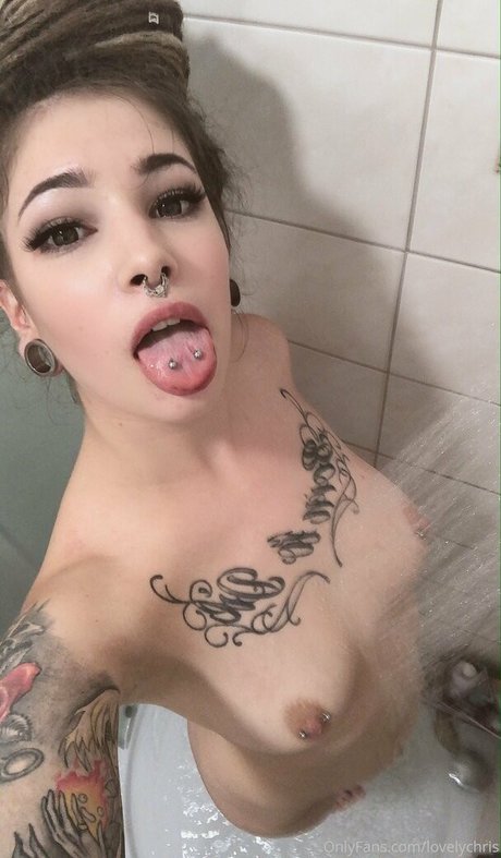 lovelychris pornstar erotic image