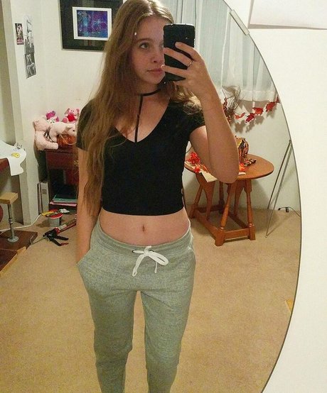 Alildore top star picture