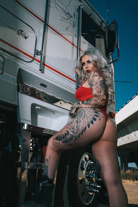 Blayze Williams erotic actress gallery