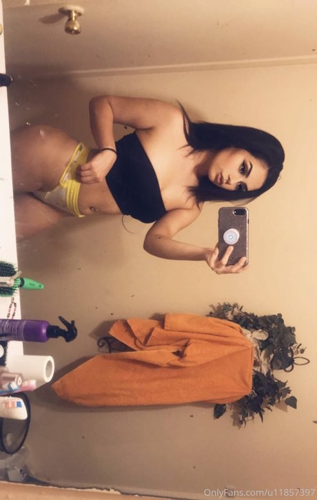 _TaniaVega nice pornstar img