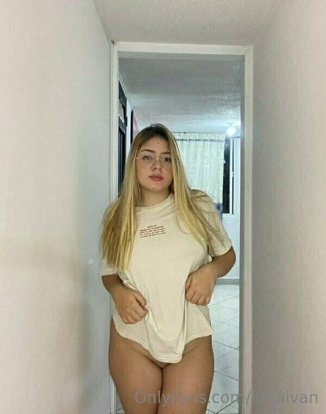 Lenaivan porn star image