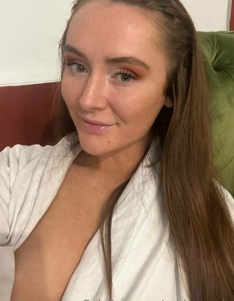 xchloemarie naked actress pictures