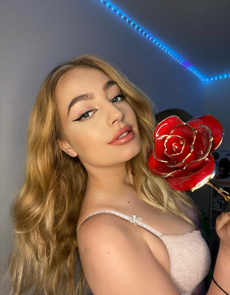 Jadecsgo top model gallery