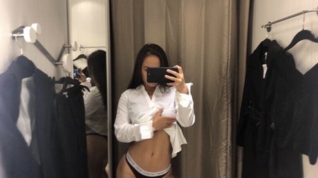 cxurtnee high quality model galleries