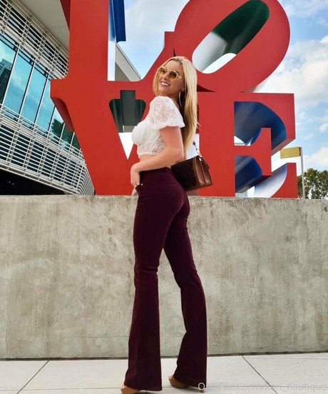 Kari Nautique Profile pic