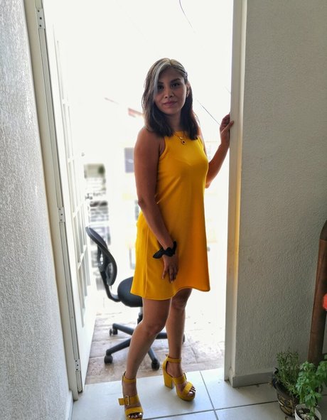 Lizbeth Martinez art actress image