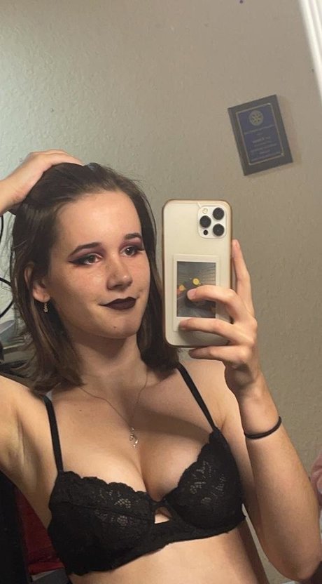 Jani Veve sex pornstar img