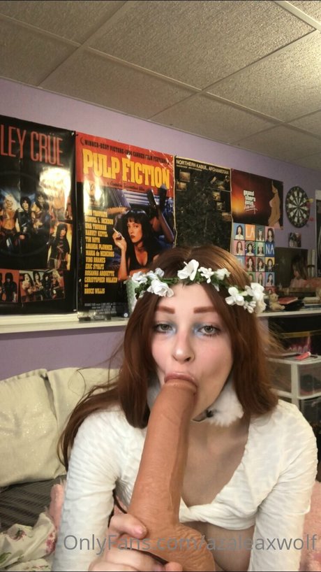 Azaleax Wolf_ model xxx pics