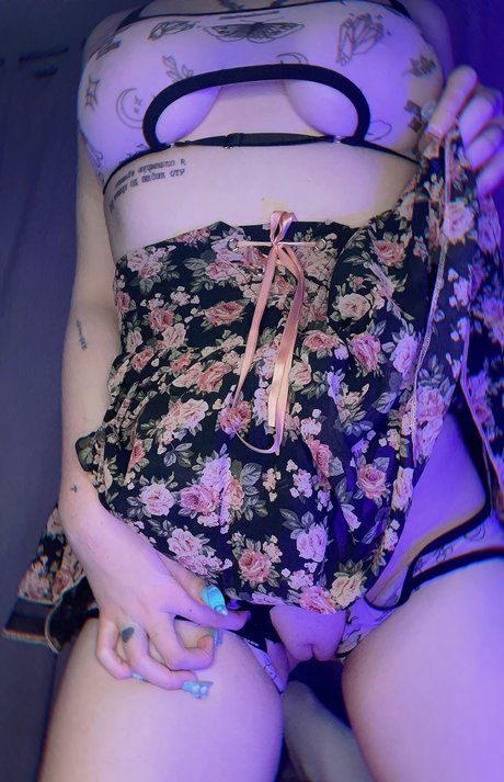 Kkhrisya exclusive pornstar img