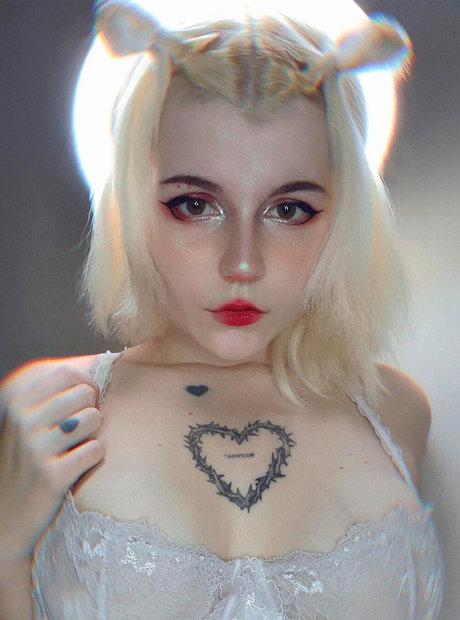 Kkhrisya erotic pornstar images