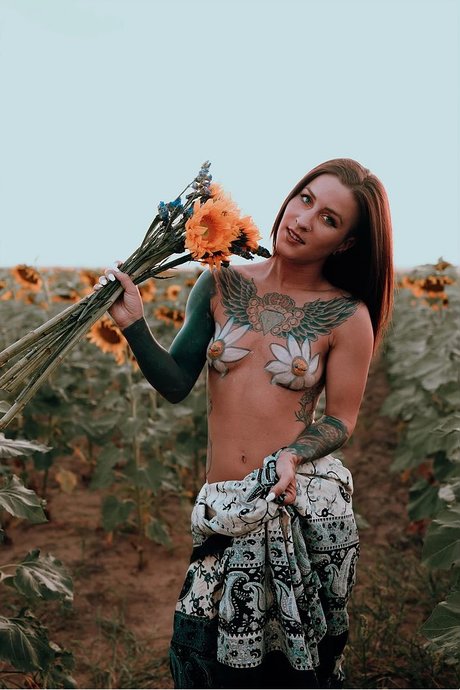 Cassie Robb BKFC star nude gallery