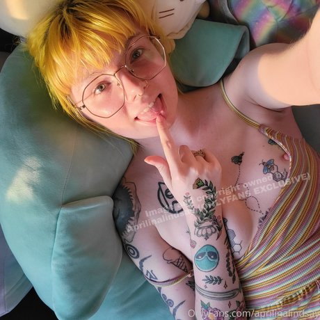 aprilinalindsay erotic star photos