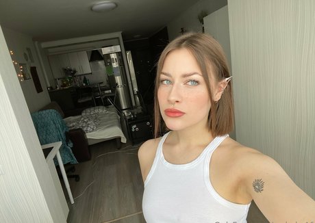 dasha pornographic actress pic