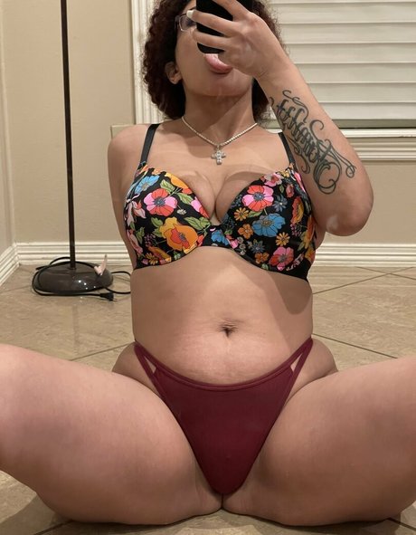 Dess__2 pornstar erotic picture