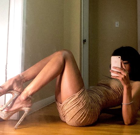 Crackn Freckles pornstar hd img