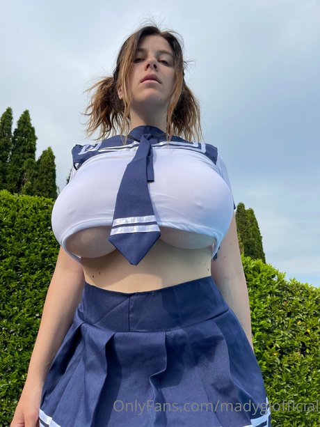 Madalina Loana Filip nice model photo