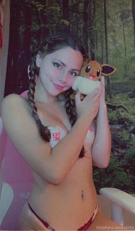 Skittii erotic star img