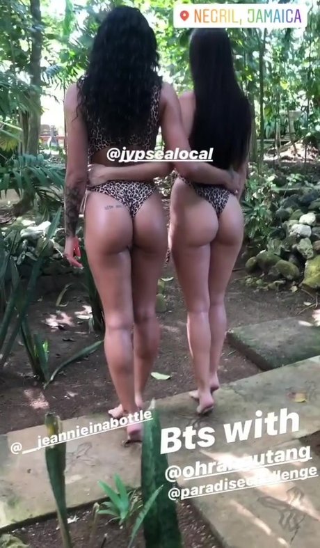 Explore with SARA naked star photo