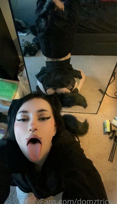 Domztrickz xxx model pics